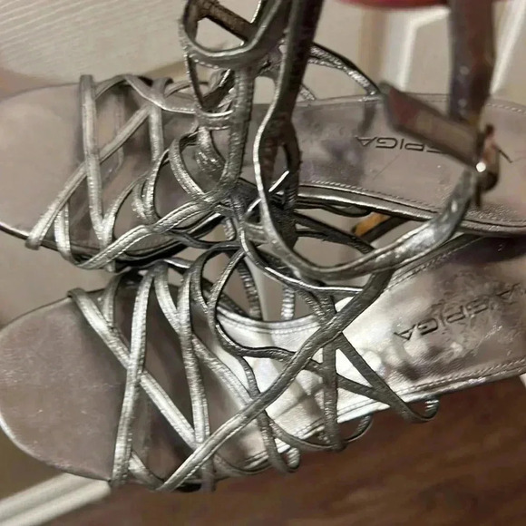 VIA SPIGA silver heels size 7 - Picture 5 of 9